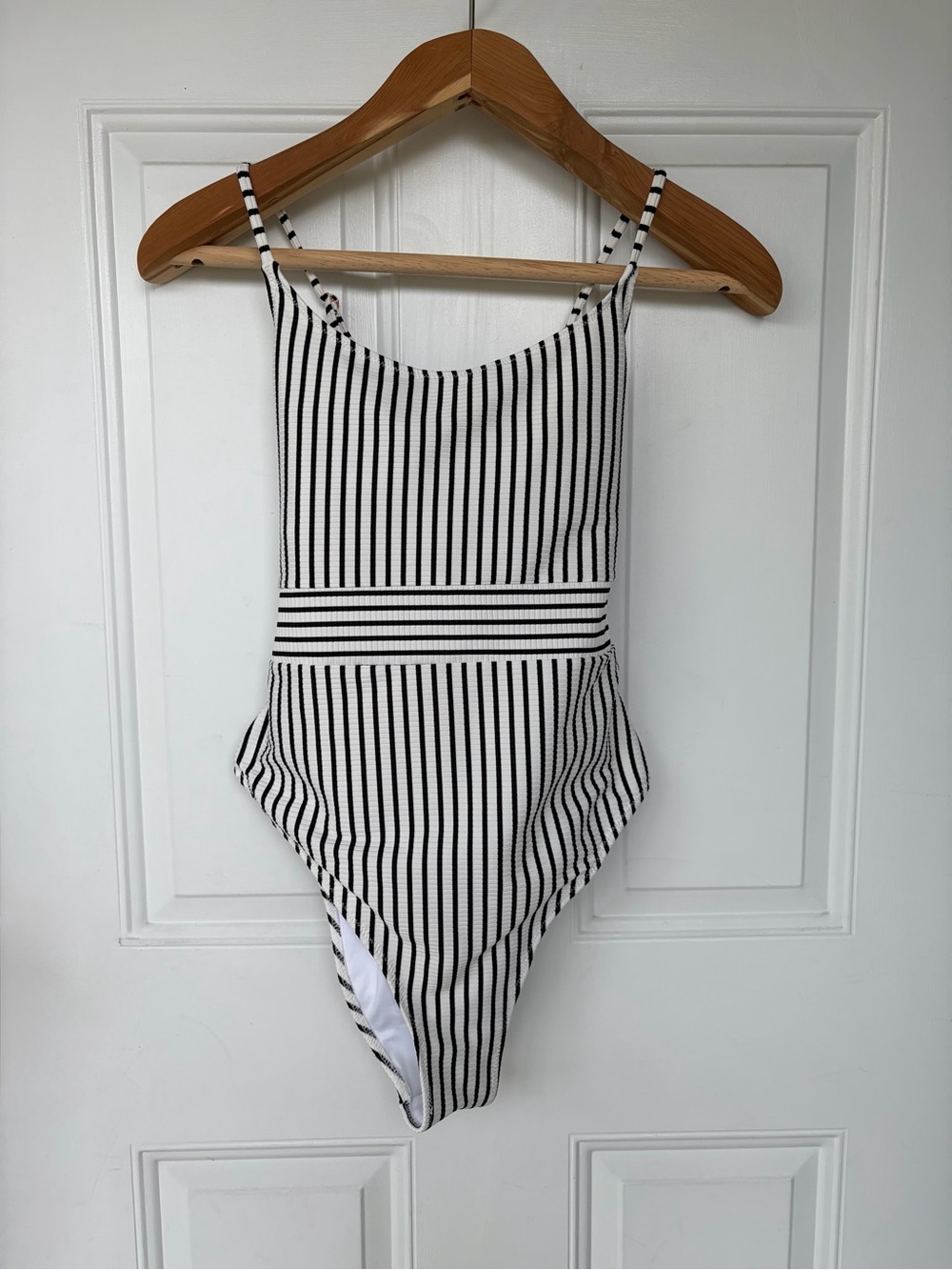•Shade & Shore• Black/White Striped One Piece Swimsuit - Size Medium